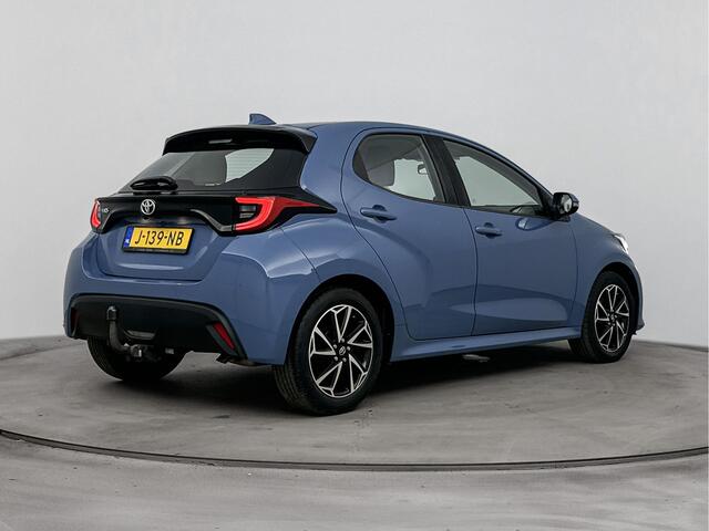 Toyota YARIS 1.5 VVT-i First Edition | Dealer onderhouden | Trekhaak afneembaar | Navigatie | Apple CarPlay/Android Auto | Airco | Achteruitrijcamera | Cruise Control Adaptive |