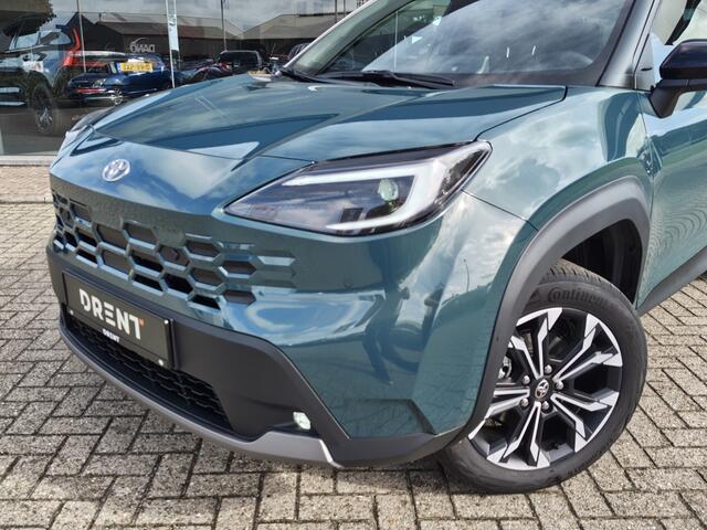 Toyota YARIS Cross 1.5 Hybrid 130 First Edition | Comfort Pack | Sensoren v/a | Stoelverw