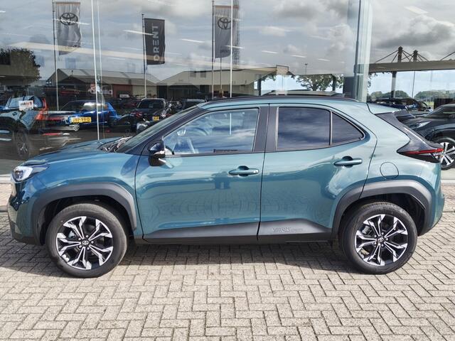 Toyota YARIS Cross 1.5 Hybrid 130 First Edition | Comfort Pack | Sensoren v/a | Stoelverw
