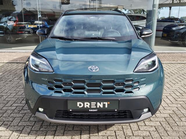 Toyota YARIS Cross 1.5 Hybrid 130 First Edition | Comfort Pack | Sensoren v/a | Stoelverw