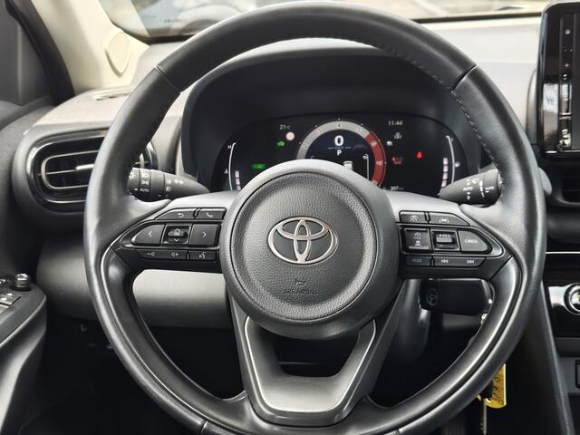 Toyota YARIS Cross 1.5 Hybrid 115 Active Plus | Sensoren v/a | Stoelverwarming