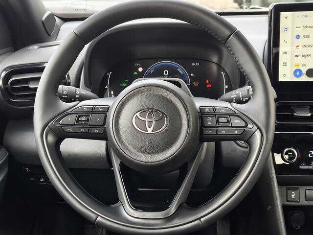 Toyota YARIS Cross 1.5 Hybrid 130 First Edition | Comfort Pack | Sensoren v/a | Stoelverw