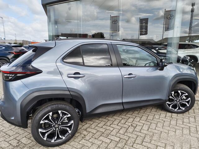 Toyota YARIS Cross 1.5 Hybrid 130 First Edition | Comfort Pack | Sensoren v/a | Stoelverw