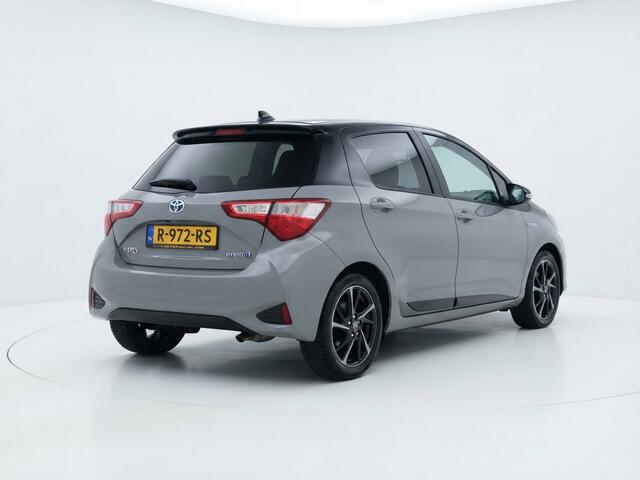 Toyota YARIS 1.5 Hybrid Bi-Tone