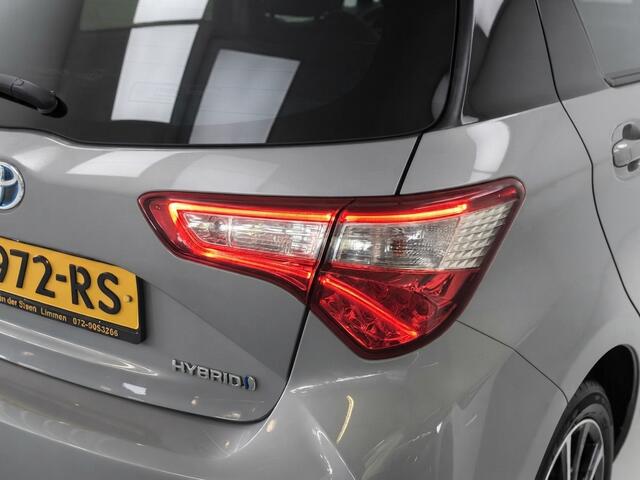 Toyota YARIS 1.5 Hybrid Bi-Tone