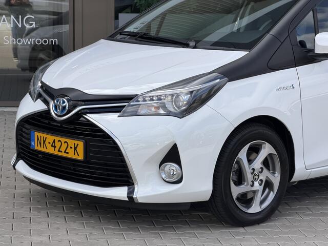 Toyota YARIS 1.5 Hybrid Trend Bi-Tone | Leer | Navigatie | LM Velgen