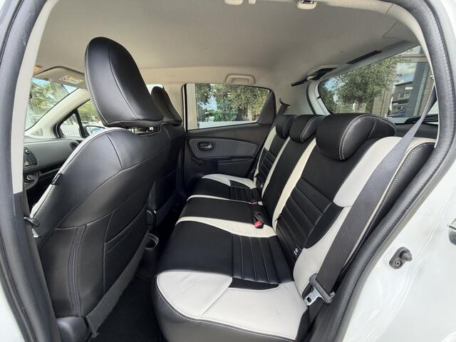 Toyota YARIS 1.5 Hybrid Trend Bi-Tone | Leer | Navigatie | LM Velgen