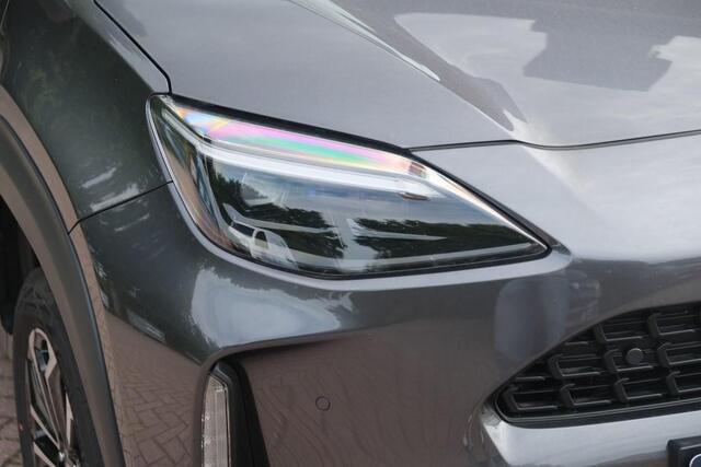Toyota YARIS Cross 1.5 Hybrid 115pk CVT Dynamic - Achteruitrijcamera - Apple CarPlay - Climate control - Keyless - LED-koplampen - Parkeersensoren - Stoelverwarming - Dodehoekdetectie