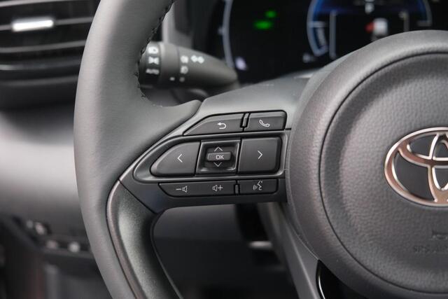 Toyota YARIS Cross 1.5 Hybrid 115pk CVT Dynamic - Achteruitrijcamera - Apple CarPlay - Climate control - Keyless - LED-koplampen - Parkeersensoren - Stoelverwarming - Dodehoekdetectie