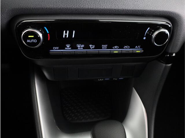 Toyota YARIS 1.5 Hybrid 115 Comfort | Apple CarPlay / Android Auto (Navigatie) |