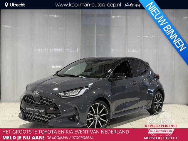 Toyota YARIS 1.5 Hybrid 130 GR SPORT Plus Parkeersensoren V+A, Keyless, Stoel- & Stuurverwarming, Dodehoekdetectie
