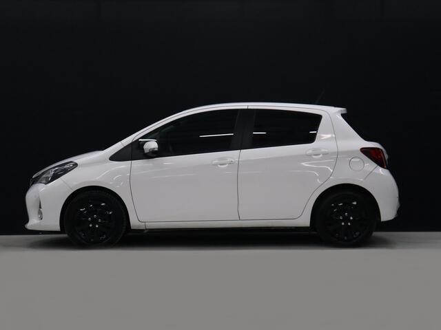Toyota YARIS 1.5 Hybrid Trend [CRUISE CONTROL, ACHTERUITRIJCAMERA, PDC V+A, NAVIGATIE, CLIMATE CONTROL, LEDERENSTUUR, BLUETOOTH, LED, NIEUWSTAAT]