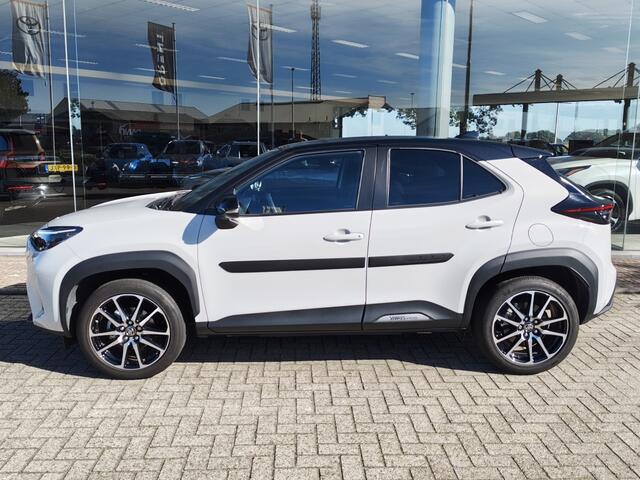 Toyota YARIS Cross 1.5 Hybrid GR Sport | JBL | Sensoren v/a | El. Achterklep | Stoelverwarming – foto 3