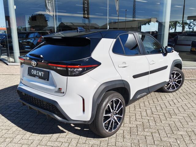Toyota YARIS Cross 1.5 Hybrid GR Sport | JBL | Sensoren v/a | El. Achterklep | Stoelverwarming – foto 4