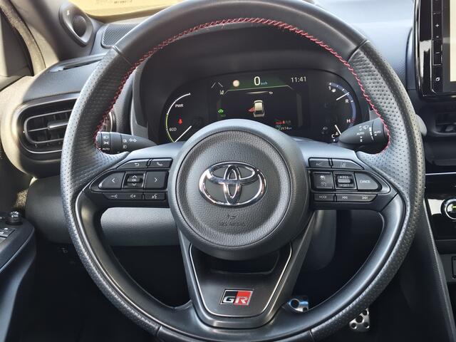 Toyota YARIS Cross 1.5 Hybrid GR Sport | JBL | Sensoren v/a | El. Achterklep | Stoelverwarming – foto 9