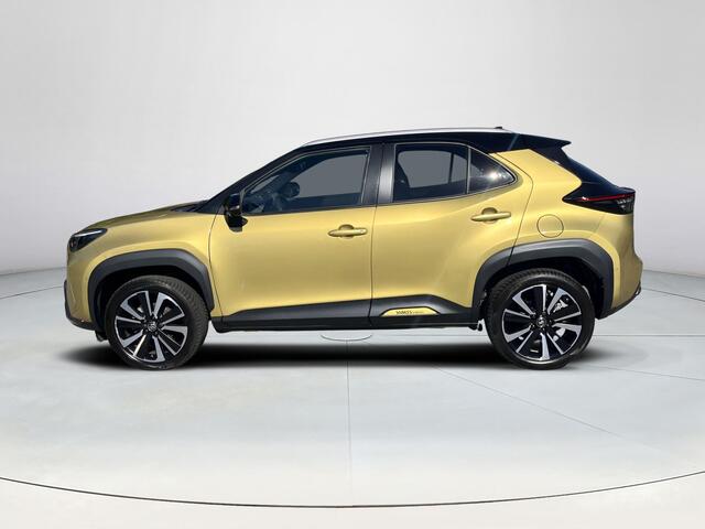 Toyota YARIS Cross 1.5 Hybrid Executive 4WD | panoramadak |