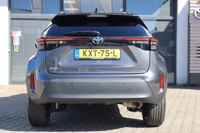 Toyota YARIS Cross 1.5 Hybrid 115 Dynamic Parkeersensoren | Stuur en stoelverwarming