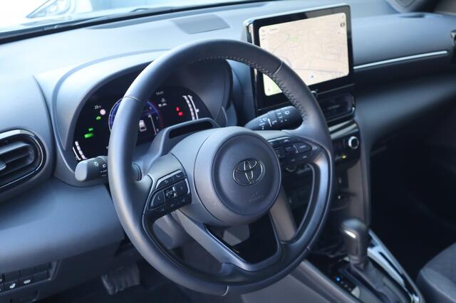 Toyota YARIS Cross 1.5 Hybrid 115 Dynamic Parkeersensoren | Stuur en stoelverwarming