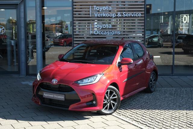 Toyota YARIS 1.5 VVT-i TeamNL Handgeschakeld | Apple Carplay & Android Auto | Smart Entry met startknop | 16" lichtmetalen velgen 'machined' | 7" digital dashboard 'binocular' | Portierinleg 'felt' | Ramen, elek