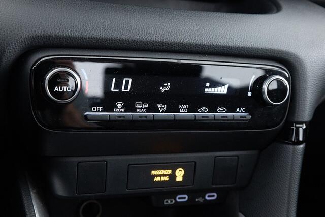 Toyota YARIS 1.5 Hybrid 115 Active | CARPLAY | CAMERA | VELGEN | Automaat ? 1e Eigenaar