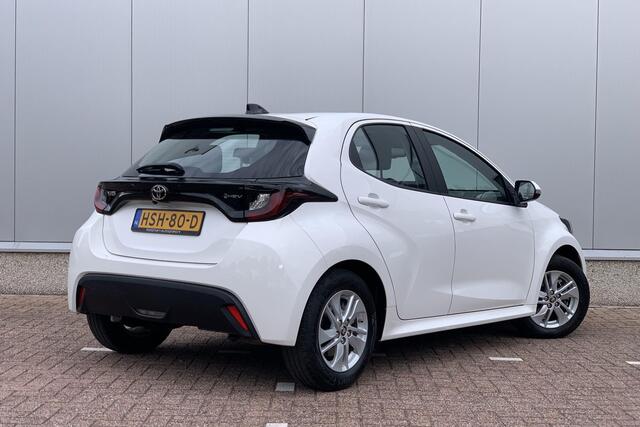 Toyota YARIS 1.5 Hybrid 115 Active / Camera / Apple Carplay & Android Auto / Grootlicht-assistent / DAB+ /