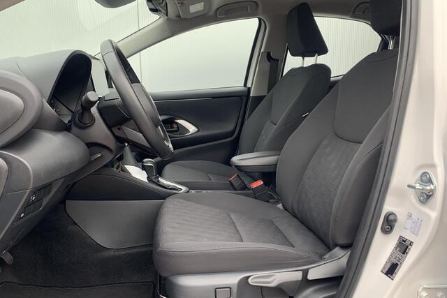 Toyota YARIS 1.5 Hybrid 115 Active / Camera / Apple Carplay & Android Auto / Grootlicht-assistent / DAB+ /