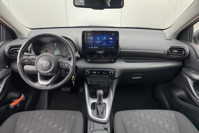 Toyota YARIS 1.5 Hybrid 115 Active / Camera / Apple Carplay & Android Auto / Grootlicht-assistent / DAB+ /