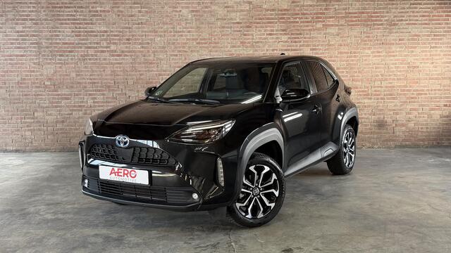 Toyota YARIS Cross 1.5 Hybrid 115 Team D. Winter pakket / Safety Pakket / Afn. Trekhaak / Marter Afweer ( Toyota) / CarPlay Wireless /Camera / PDC voor en achter