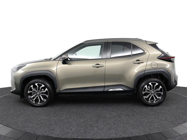 Toyota YARIS Cross 1.5 VVT-I Dynamic | Apple Carplay/Android Auto | all seasons banden | Navigatie |