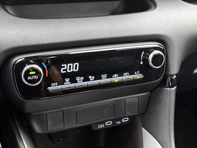 Toyota YARIS 1.5 Hybrid 115 Active | Direct leverbaar! | Metaallak | Camera | Inruilpremie | ****