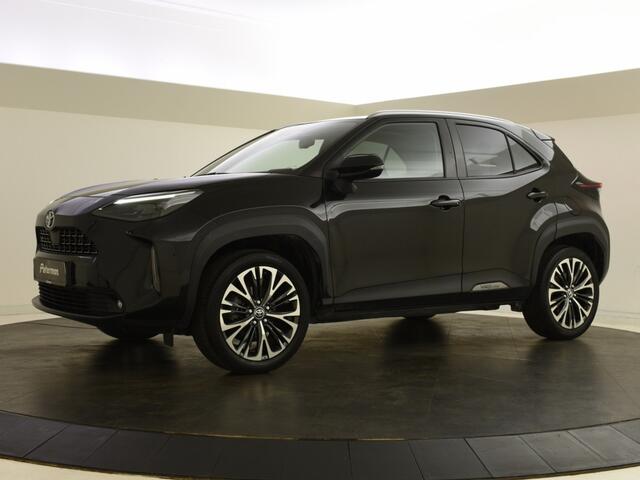 Toyota YARIS Cross 1.5 Hybrid Executive | Panoramadak | Parkeersensoren | 1/2 leder