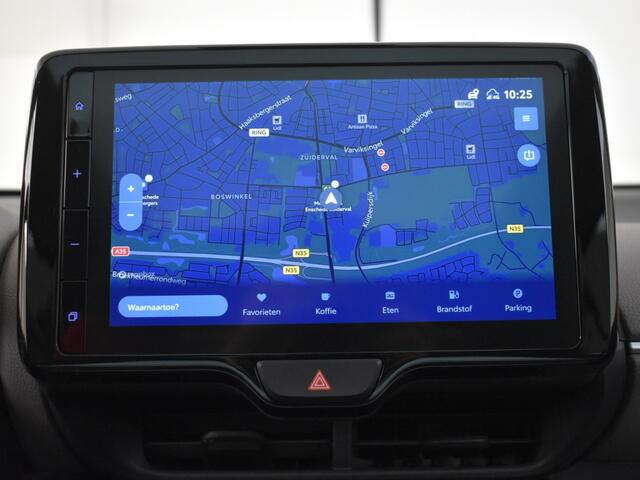 Toyota YARIS Cross 1.5 Hybrid Executive | Panoramadak | Parkeersensoren | 1/2 leder