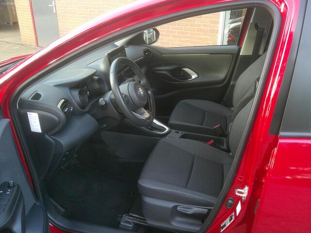 Toyota YARIS 1.5 Hybrid Dynamic