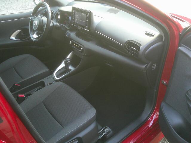 Toyota YARIS 1.5 Hybrid Dynamic