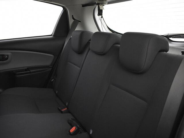 Toyota YARIS 1.5 Hybrid Active | Bleutooth | Climatronic | USB