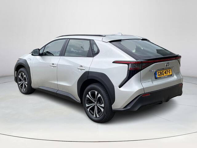 Toyota bZ4X Active 71 kWh **NAVIGATIE/ 10 JAAR GARANTIE**