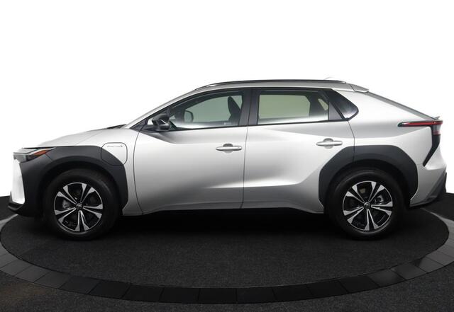 Toyota bZ4X Active 71 kWh | Climate control | Nieuw geleverd | Trekhaak