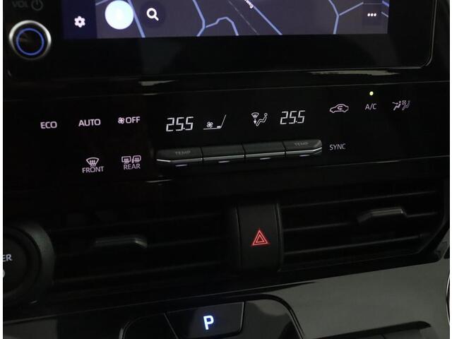 Toyota bZ4X Active 71 kWh | Climate control | Nieuw geleverd | Trekhaak