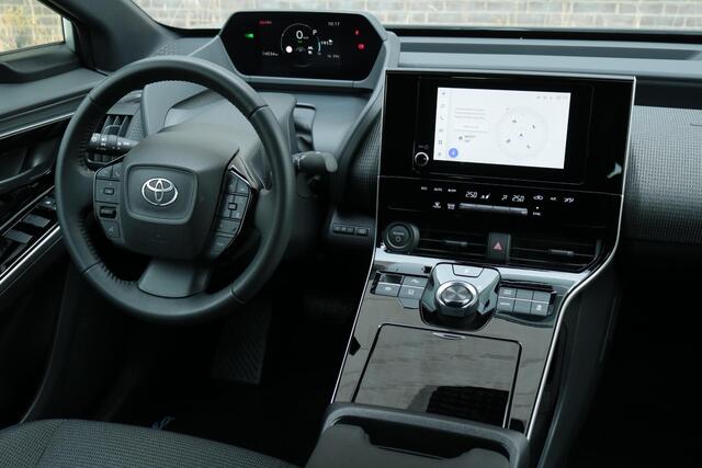 Toyota bZ4X Active 71 kWh Direct leverbaar, ¤ 6.600 Voorraadvoordeel!
