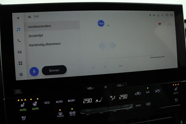 Toyota bZ4X Premium 4WD 71 kWh | Lederen bekleding | Panoramadak | 360 camera | Adaptive Cruise Control | Apple carplay | Android Auto | Trekhaak |