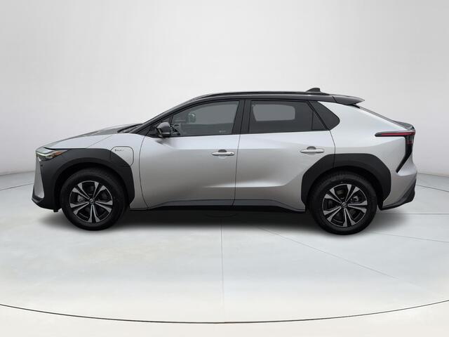 Toyota bZ4X Dynamic 71,4 kWh | Apple Carplay | Android Auto | 360 camera | NIEUWE AUTO |