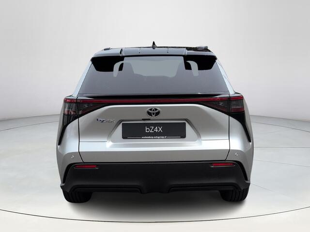 Toyota bZ4X Dynamic 71,4 kWh | Apple Carplay | Android Auto | 360 camera | NIEUWE AUTO |