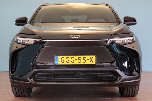 Toyota bZ4X 3-FASE LADEN Dynamic AWD 71 kWh | NAVI | 360-CAMERA | ADAP CRUISE | ELEKTR KLEP+STOEL | LANE-ASSIST |