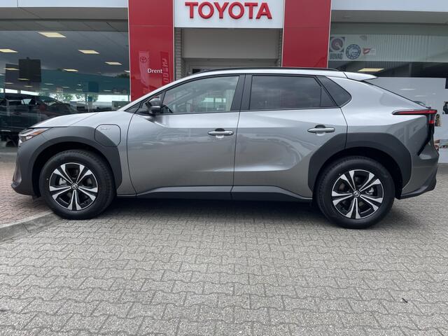 Toyota bZ4X Dynamic 71 kWh | 3 FASE | 360 graden camera | Stuur + Stoelverwa