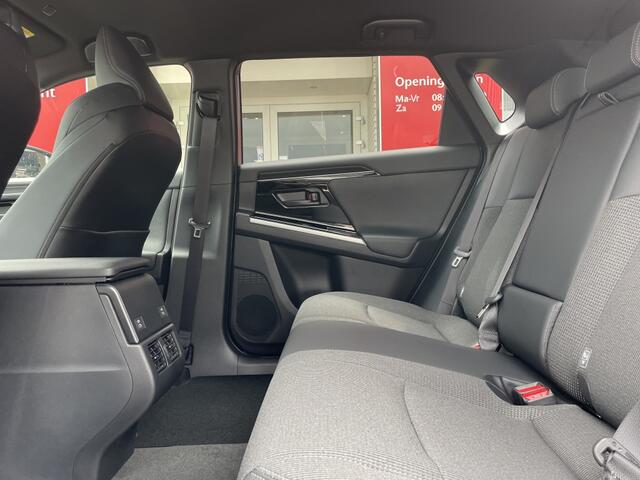 Toyota bZ4X Dynamic 71 kWh | 3 FASE | 360 graden camera | Stuur + Stoelverwa