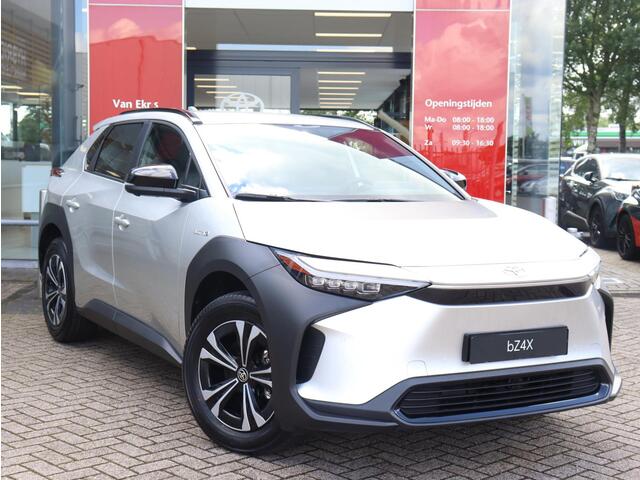 Toyota bZ4X Dynamic 71 kWh, BSM, 360graden camera Direct leverbaar! ¤. 1980,- van Ekris Voorraadvoordeel !