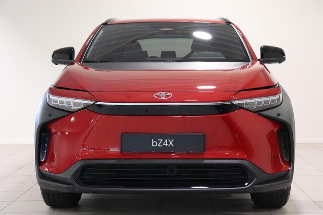 Toyota bZ4X Dynamic 71 kWh, ¤7.000,- Voordeel, BSM, 360 Camera, Stoel & Stuur verwarming, Parkeersensoren voor en achter!