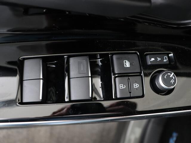 Toyota bZ4X Dynamic 71 kWh | DEMO & DIRECT LEVERBAAR | ¤ 9.000,- VOORDEEL | ZEER COMPLETE UITVOERING |