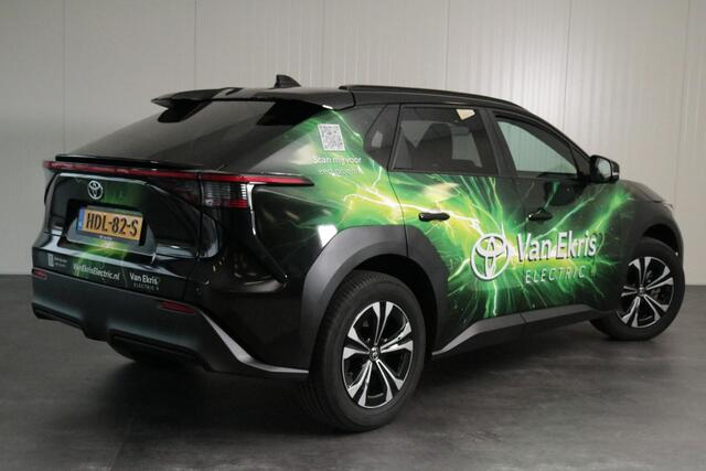 Toyota bZ4X Dynamic Bi-tone 71 kWh, Panoramadak, 360 camera