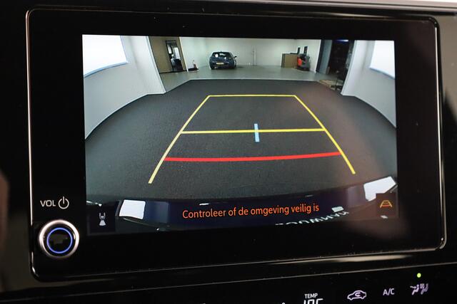 Toyota bZ4X Business 71 kWh *DEMO* | Adaptive cruise control | Keyless entry | Metaallak |